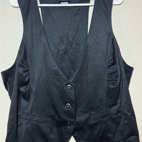 Torrid Black Button Up Vest - Old Label - Picture 1 of 4